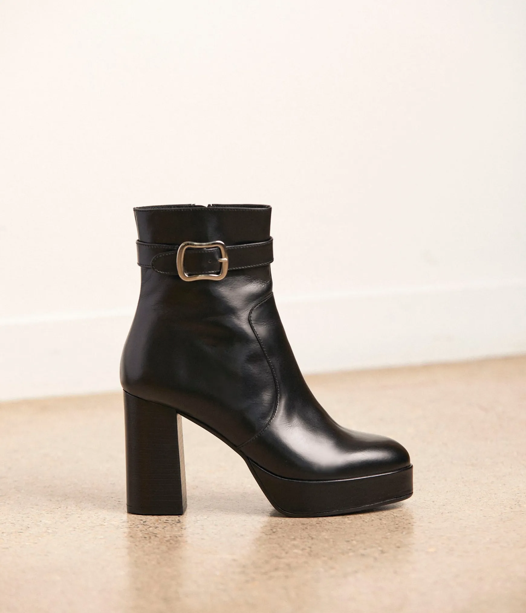 Femme Mellow Yellow Boots noires talon Aventine