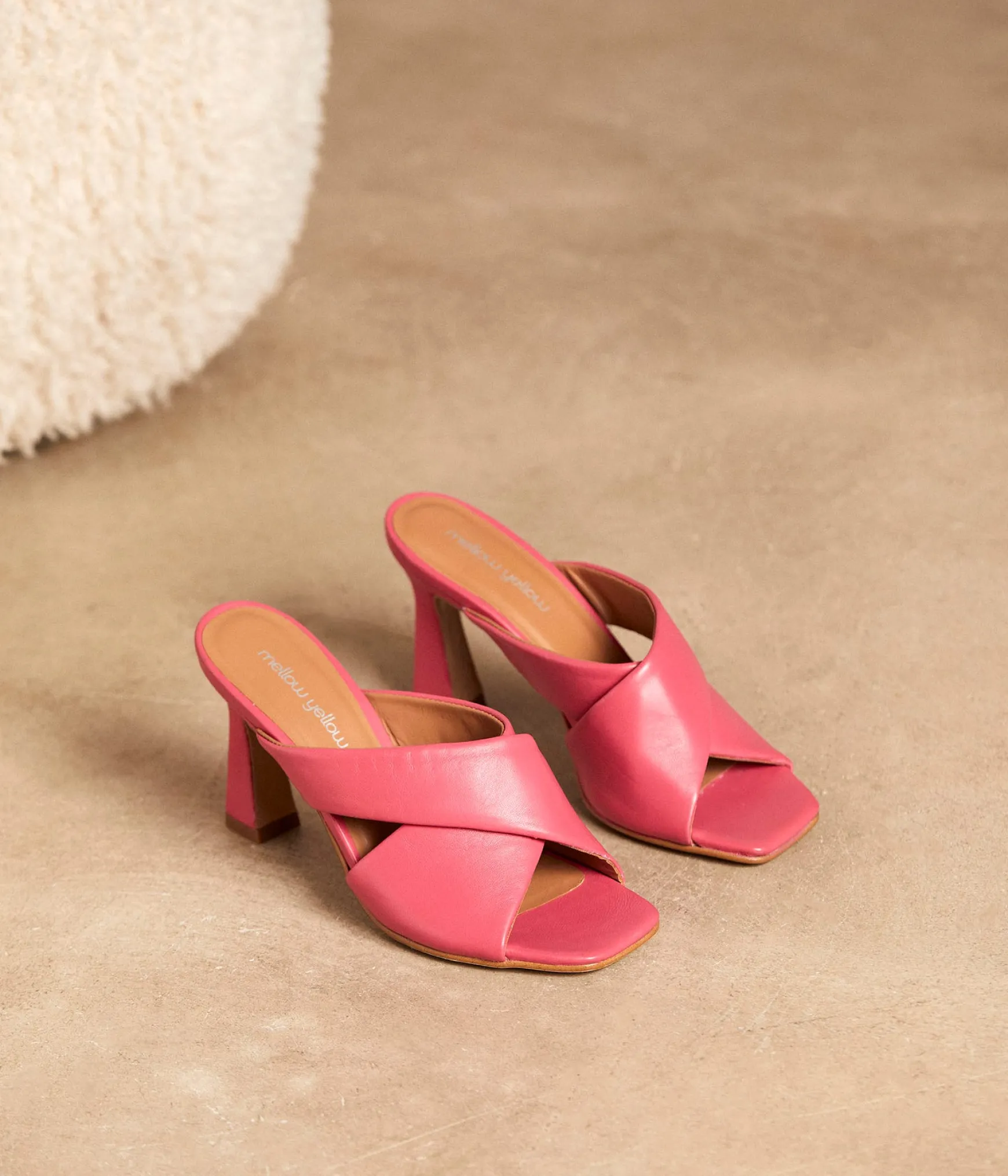 Femme Mellow Yellow Mules fuchsia Laeticia